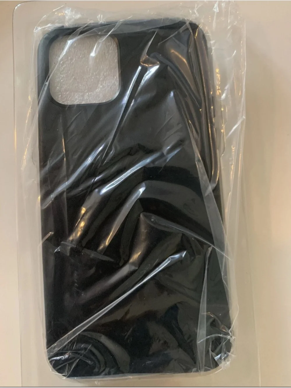 NEW  ILOFRI Phone  Case  Black Designed for iPhone 12